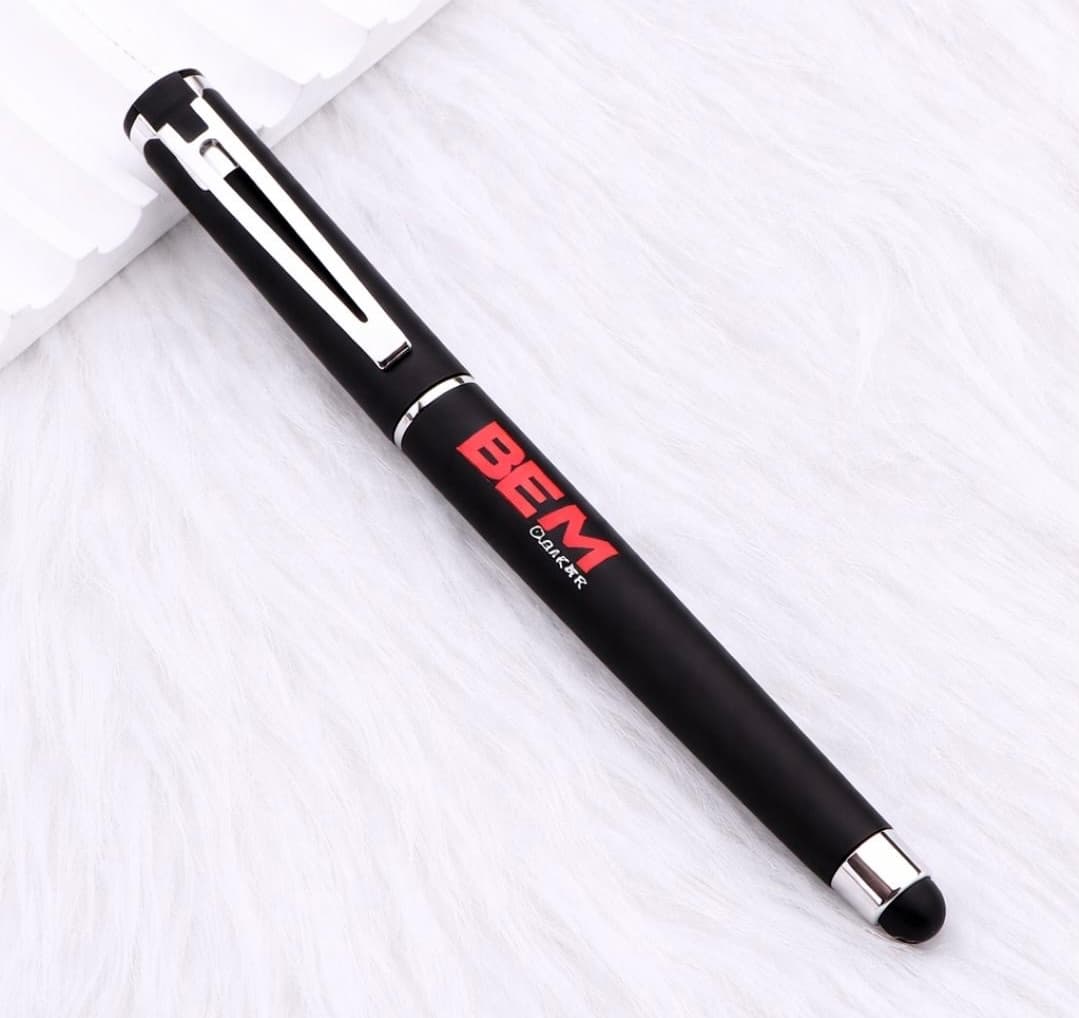 Stylo 3 en 1 — vue 3