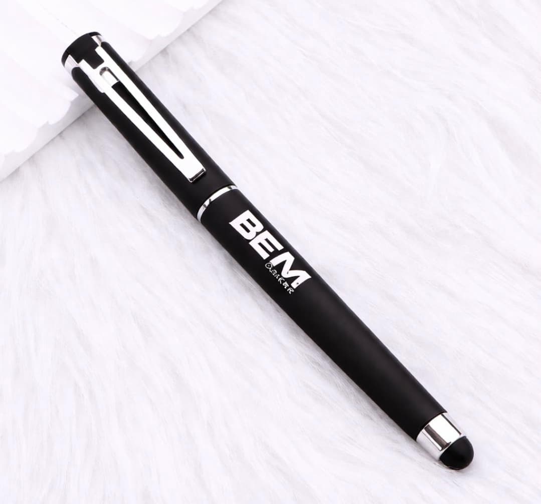 Stylo 3 en 1 — vue 2
